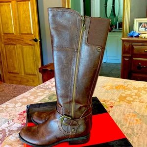 Womens Guess boots